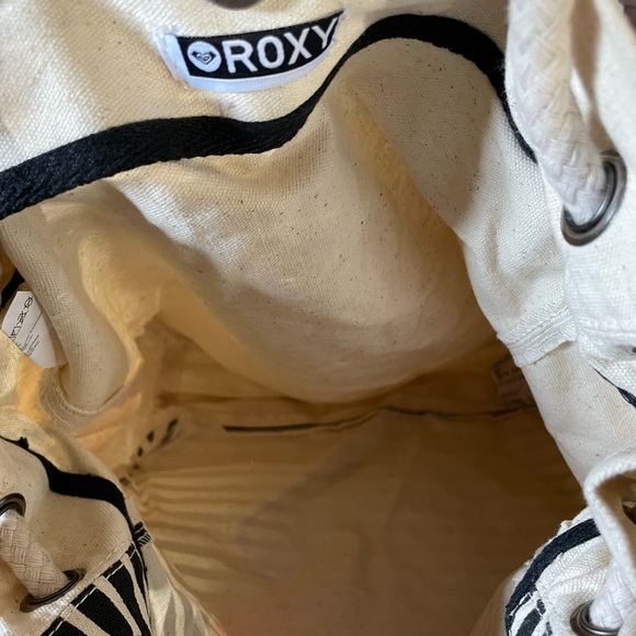 ROXY Canvas Tote - Picture 4 of 4